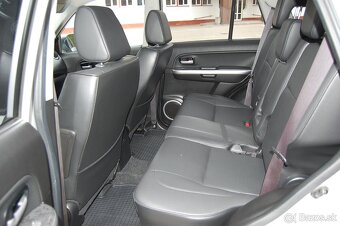 Suzuki Grand Vitara 1.9 DDIS 4x4 - 11