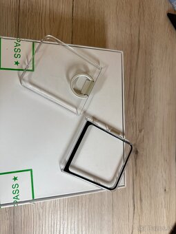 Samsung Galaxy ZFlip 6 modrý - 11