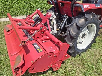 Predám  Mitsubishi MT 245 - 11
