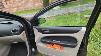 Ford Focus 1.6tdci - 11
