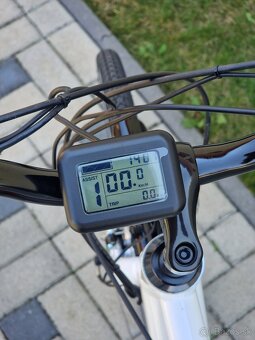 Mestský elektrobicykel - 11