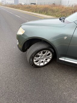 Volkswagen Touareg 3.0tdi - 11
