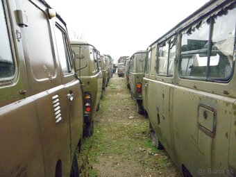 Uaz, Gaz predám zbytky dielov - 11