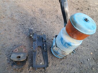 ROZPREDAM TENTO TRAKTOR ZETOR 6245 ORIGINAL STAV - 11