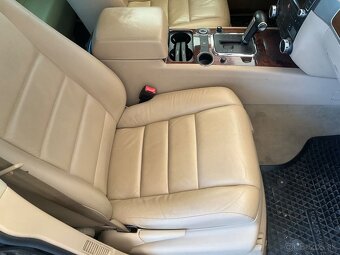 Volkswagen Touareg 3.0 V6 TDi 176 kW 2009 - 11