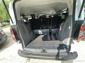 Prenájom 8 miestne auto s tažnym zariadením - 11