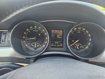 Superb 2 4x4 - 11