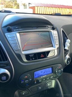 Hyundai ix35 - 11