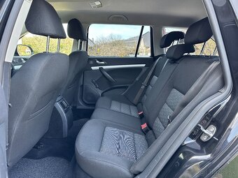 Škoda Octavia 1.4 TSI Ambiente - 11