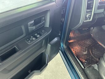 DODGE RAM REBEL5.7 HEMI 4x4. - 11