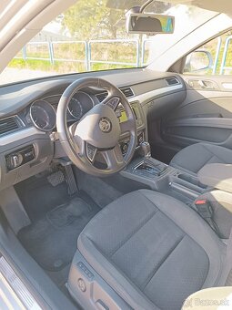 Škoda Superb 1,8 sedan - 11