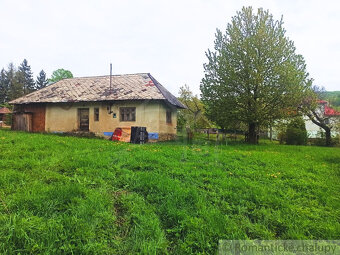 Vidiecký dom / chalúpka s veľkým 25- árovým pozemkom - 11