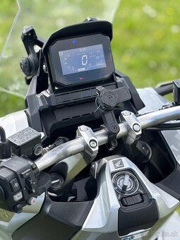 Honda ADV 350 Smart TOP BOX - 11