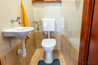ZREKONŠTRUOVANÝ gazdovský dom, pozemok 1990m2, MÉRA - 11