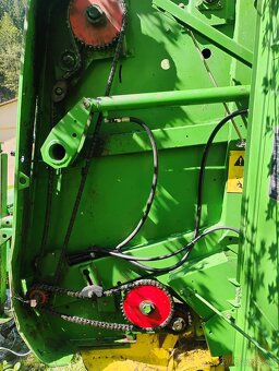 Predám balikovač John Deere 545 - 11