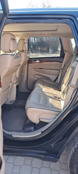Jeep Grand Cherokee - 11