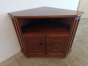 Rustikální rohová komoda, nábytek z masívu - 11