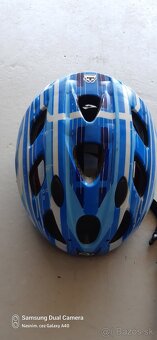 Predám rôzne detské prilby - 11