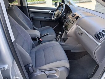 Volkswagen Touran 2.0 TDI - 11