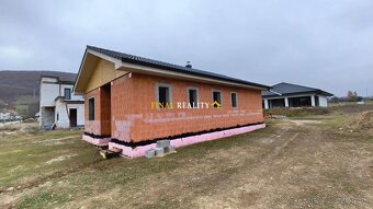 SUPER CENA: 3 izbový bungalov, hrubá stavba, Somorová Ves - 11