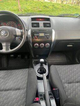 Suzuki Sx4 benzín - 11