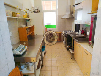 NOVA CENA 105 000 €-budova s velikim ​​ekonomickým potenci - 11