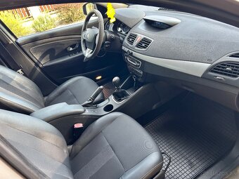 Renault Fluence 1.5dci 78kw - TOP STAV - 11