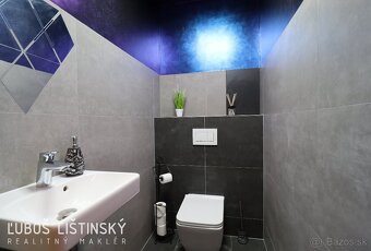 Luxusný 2 izbový byt s balkónom, vlastným kúrením a parkova - 11