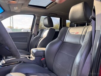 Jeep Grand Cherokee SRT 6.1 HEMI - 11