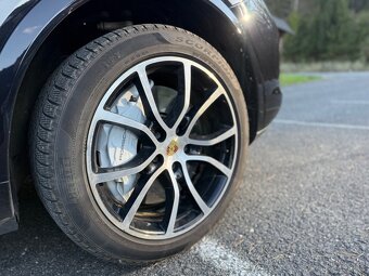 Porsche Cayenne turbo 4.0 v8 404kw - 11