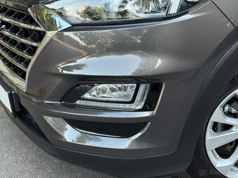 HYUNDAI TUCSON 1.6 GDI SMART/ 60 000 km/ 1.MAJITEĽ/ NEBÚRANÉ - 11