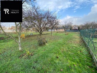 Starší rodinný dom, pozemok o výmere 945 m2, Jaslovské Bohun - 11