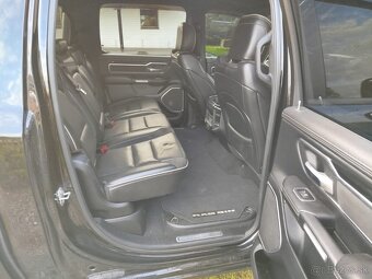Dodge RAM LARAMIE , 4x4 , full vybava , 2019 rok - 11