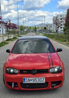 Predám Volkswagen Golf 4 1.8T - 11