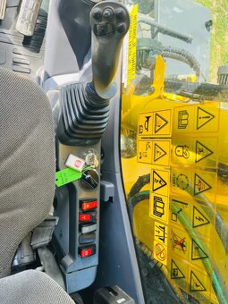 Kolesové rypadlo Komatsu PW148-10 - 11