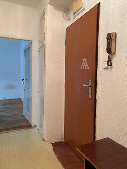 1 IZBOVÝ BYT, ŽELEZIARENSKÁ, KOŠICE - ŠACA - 11