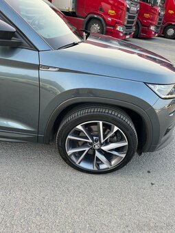 Škoda Kodiaq Sportline 4X4 2.0Tdi DSG 140kW//Black Packet - 11
