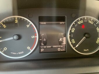 Range Rover Sport  Autobiography - 11
