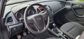Astra  J 1,4 16V Essentia - 11