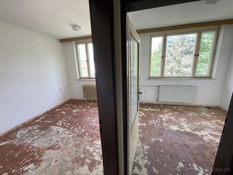 2357-NA PREDAJ REKREAČNÁ BUDOVA V PATINCIACH - 11