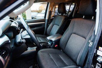 Toyota Hilux 2.4 GD-6 110kw AT - 11