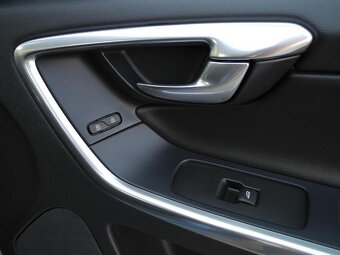 Volvo XC60 Automat (znížena cena) - 11