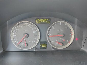 Volvo V50 2.0 100kw M6 - Možné splátky od 19.90 € - 11