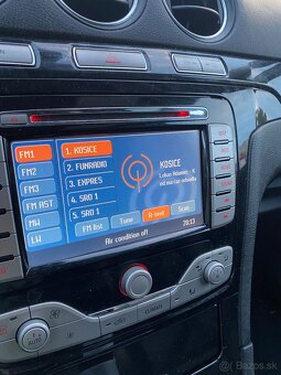 Predam Ford galaxy 2.0tdci  7 miestna verzia - 11