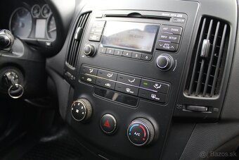Hyundai i30 1.6 CRDi Comfort - 11