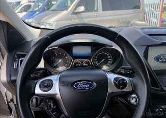 Ford Kuga 1,5 i 110kW NAVI,KŮŽE,SERVISKA benzín manuál - 11