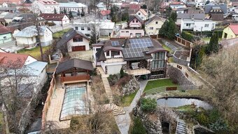 Na predaj, dom so 6 izbami a vonkajším bazénom Žilina - Turi - 11