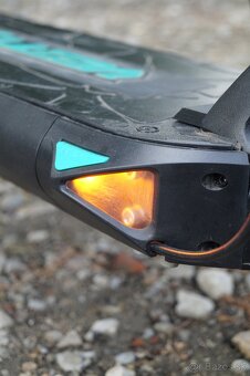 Elektrická kolobežka VSETT 9+ – hydraulické brzdy - 11