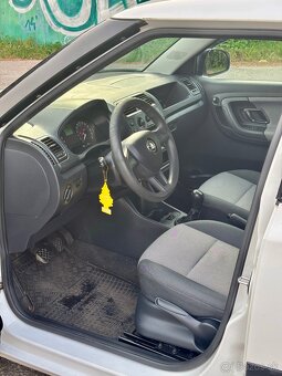 Škoda fabia 1.6 TDI 66 kw 2014 (Euro 5b) - 11