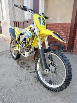 Suzuki RMZ 250 - 11